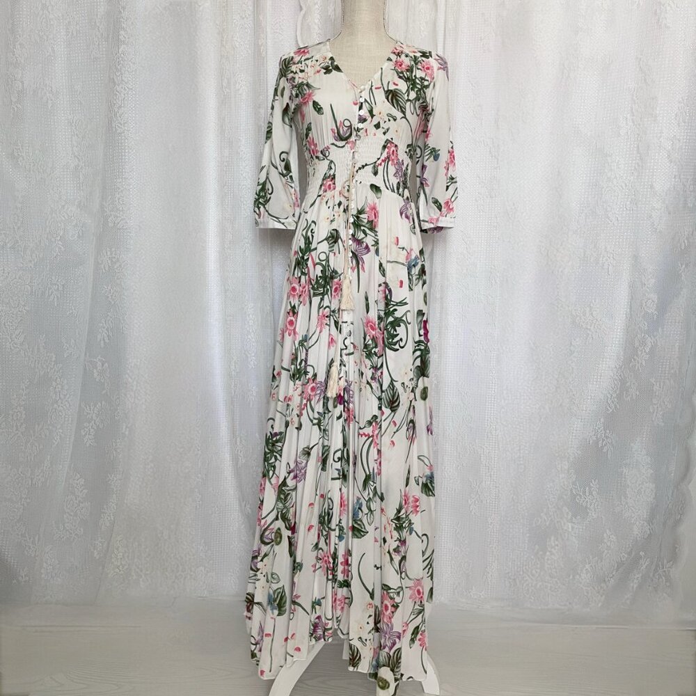 Showpo Women's Lone Traveller Maxi Dress 6/XS White Floral Crochet Button Slit - Picture 2 of 8
